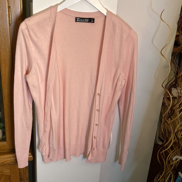 #62 New York & Company 7th Avenue V-Neck Sweater - Picture 3 of 7